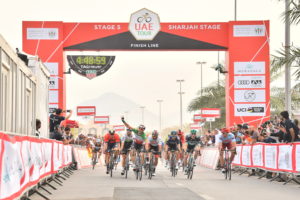 Elia Viviani wins Stage 5 – Primoz Roglic retains the Red Jersey